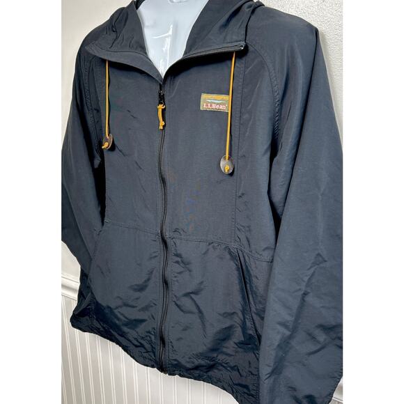 LL Bean Jacket Mens XL Reg Mountain Classic Full Zip Hooded Hiking Rain Black - Picture 2 of 8